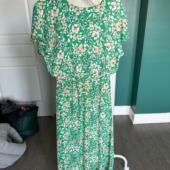 Green Floral MIDI Dress - Picture 2 of 2
